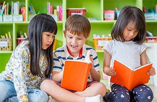 Students read in class